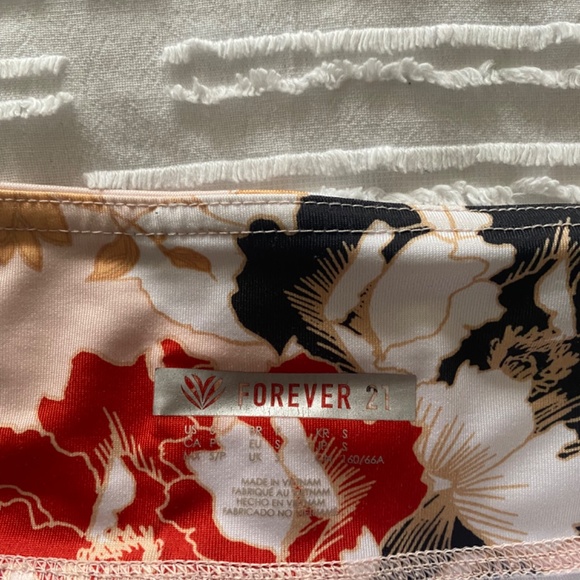 Forever 21 Floral Leggings - Picture 3 of 4